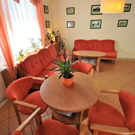 Pensjonat Fala Bed & Breakfast Устроне Морске Екстериор снимка