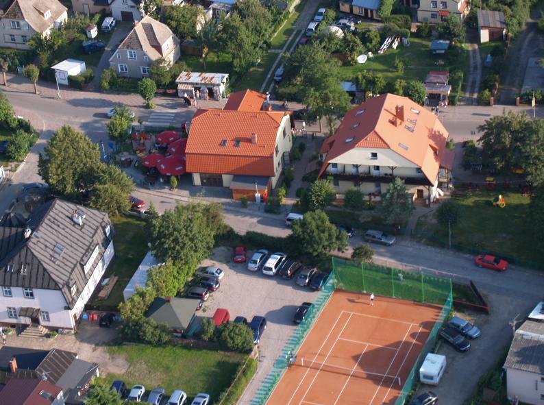 Pensjonat Fala Bed & Breakfast Устроне Морске Екстериор снимка