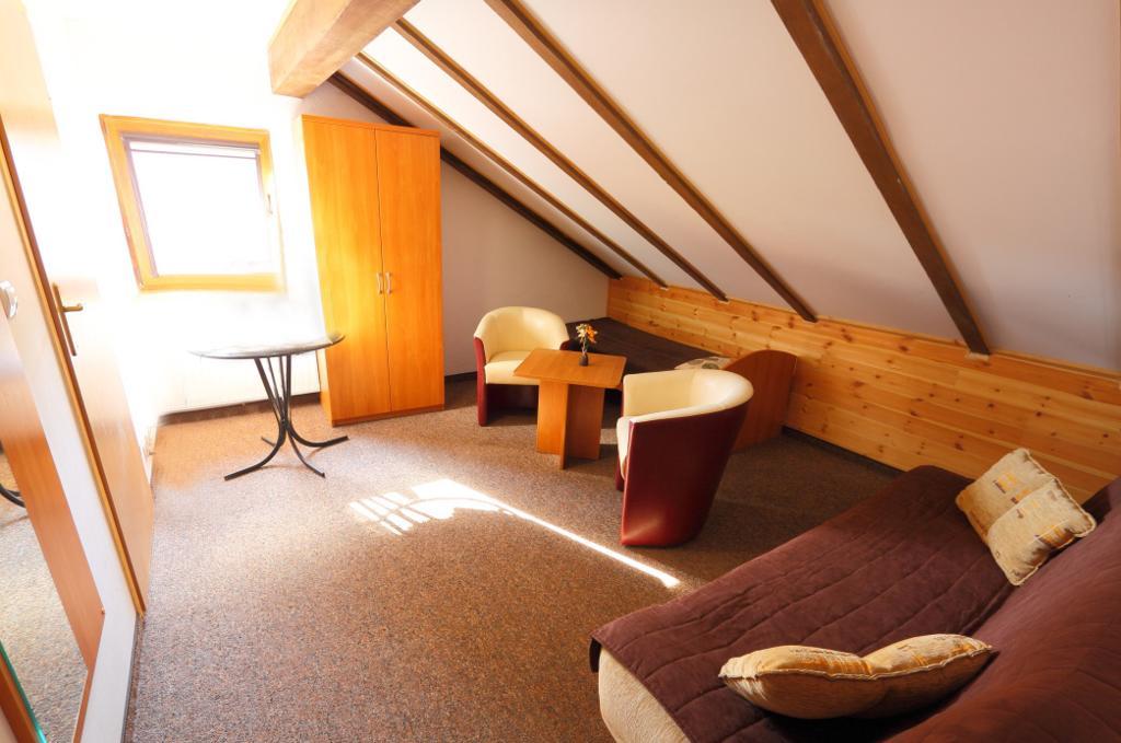 Pensjonat Fala Bed & Breakfast Устроне Морске Екстериор снимка